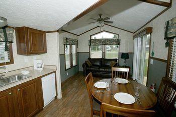 Arrowhead Resort Campground Plainville Extérieur photo
